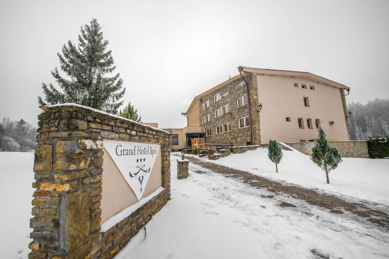 Spišské Tomášovce Grand Hotel Rooms מראה חיצוני תמונה