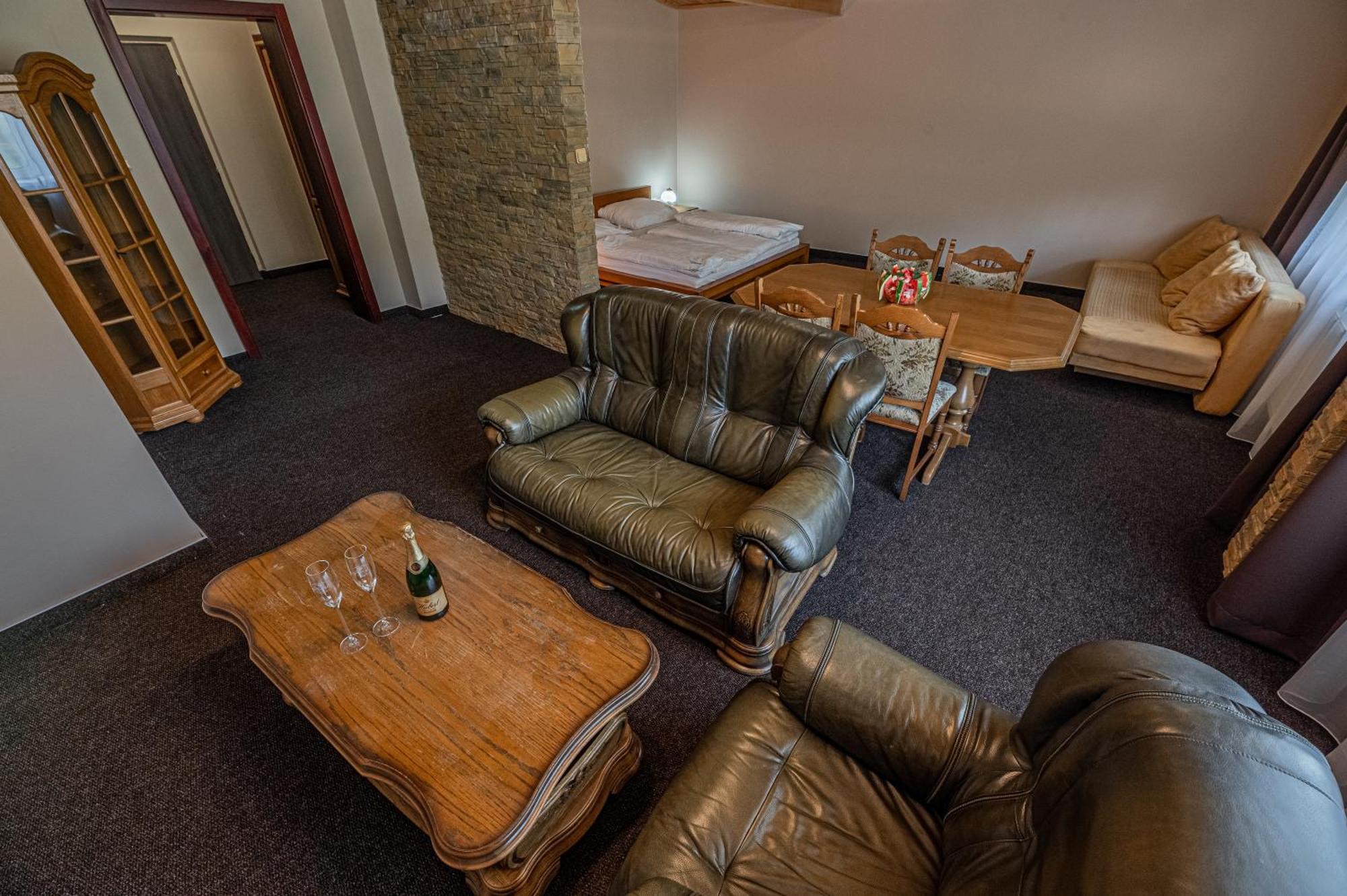 Spišské Tomášovce Grand Hotel Rooms מראה חיצוני תמונה