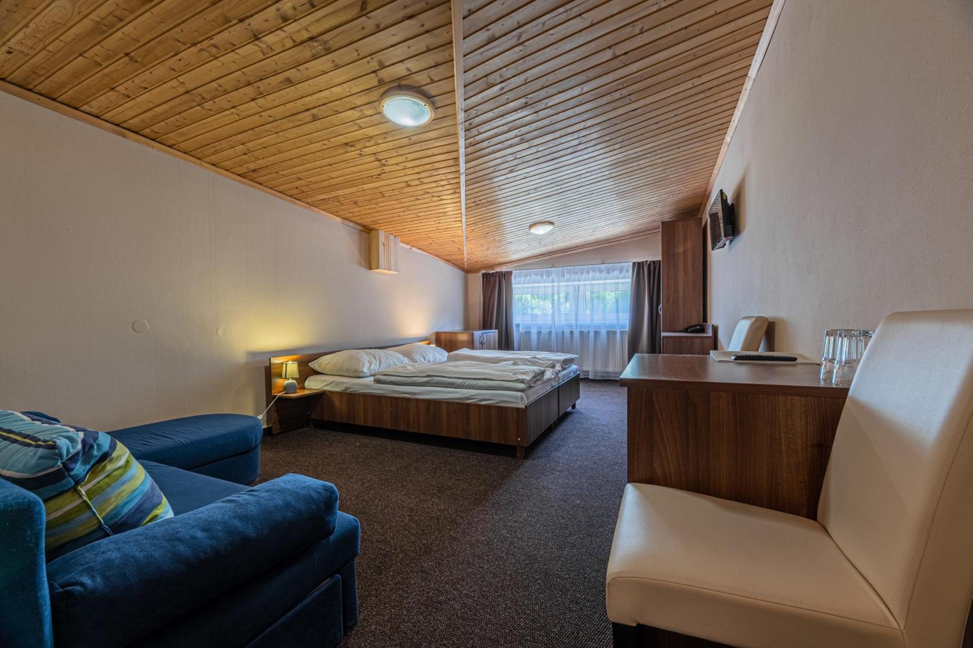 Spišské Tomášovce Grand Hotel Rooms מראה חיצוני תמונה